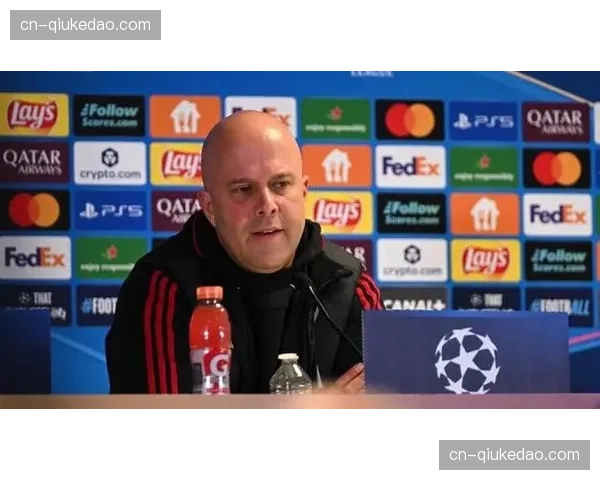 人物专访:埃因霍温少帅博斯谈执教生涯首次欧冠八强体验 人物专访:埃因霍温少帅博斯谈执教生涯首次欧冠八强体验