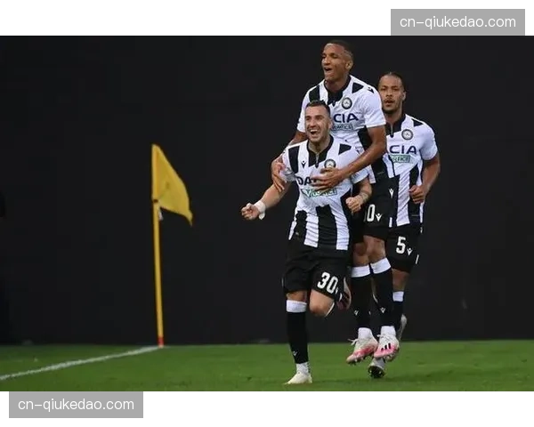 从两球落后到绝平:萨索洛客战乌迪内斯抢下关键一分全程回顾 从两球落后到绝平:萨索洛客战乌迪内斯抢下关键一分全程回顾