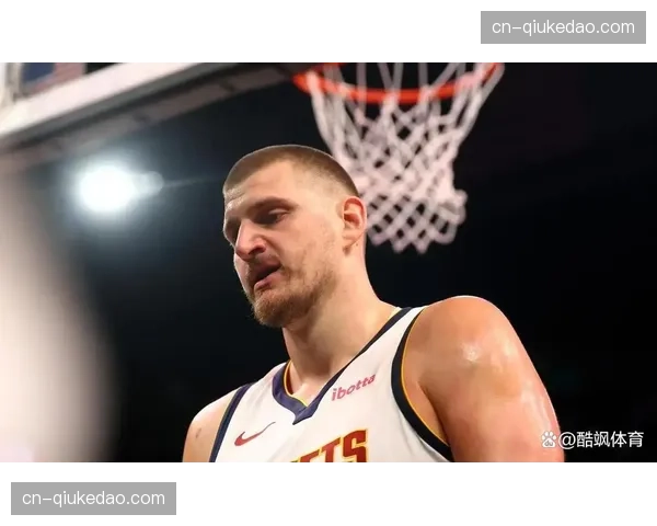掘金142-135力克独行侠，约基奇23分21篮板19助攻创纪录